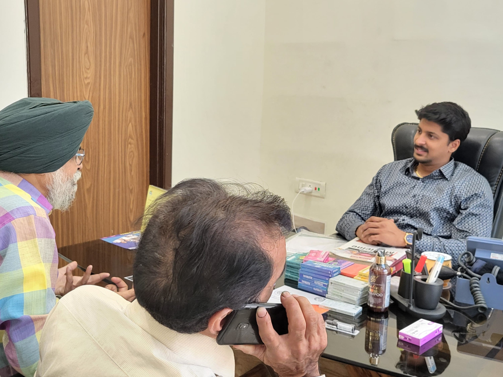 understanding diabetes ayurvedic perspective consultation with doctor guiding patients in clinic